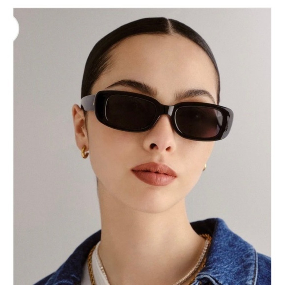 AIRE Ceres V2 Black Slim Rectangle Sunglasses Smoke Mono Lens AIR2122526 NEW